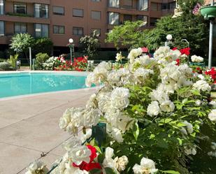 Swimming pool of Flat for sale in  Madrid Capital  with Air Conditioner, Heating and Storage room
