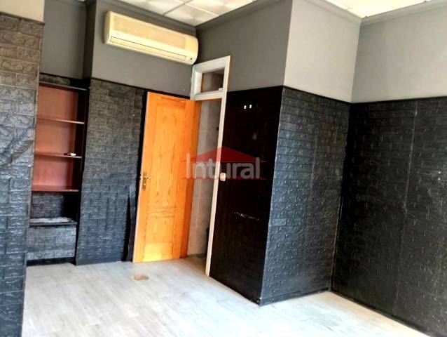 Local comercial en Alquiler en Padre Romano en Industria