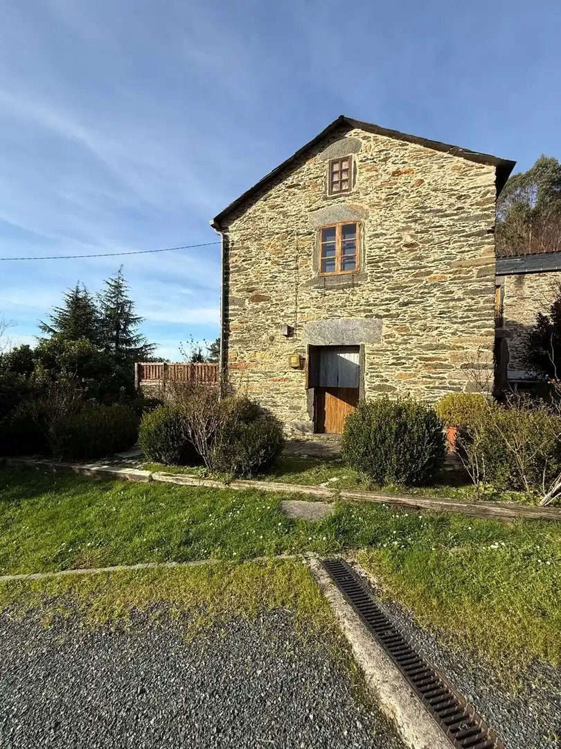Vista exterior de Finca rústica en venta en Monfero con Calefacción, Jardín privado y Amueblado