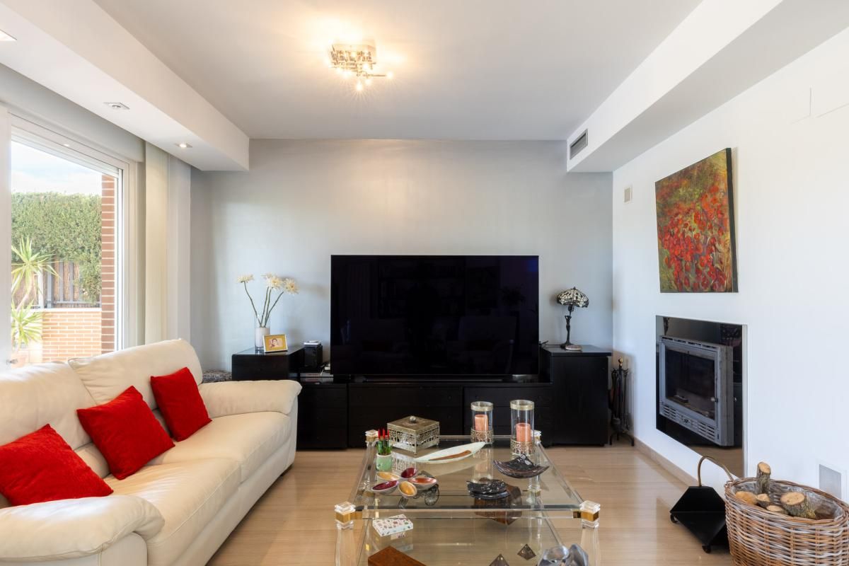 Living room of House or chalet for sale in Bétera  with Air Conditioner, Private garden and Terrace