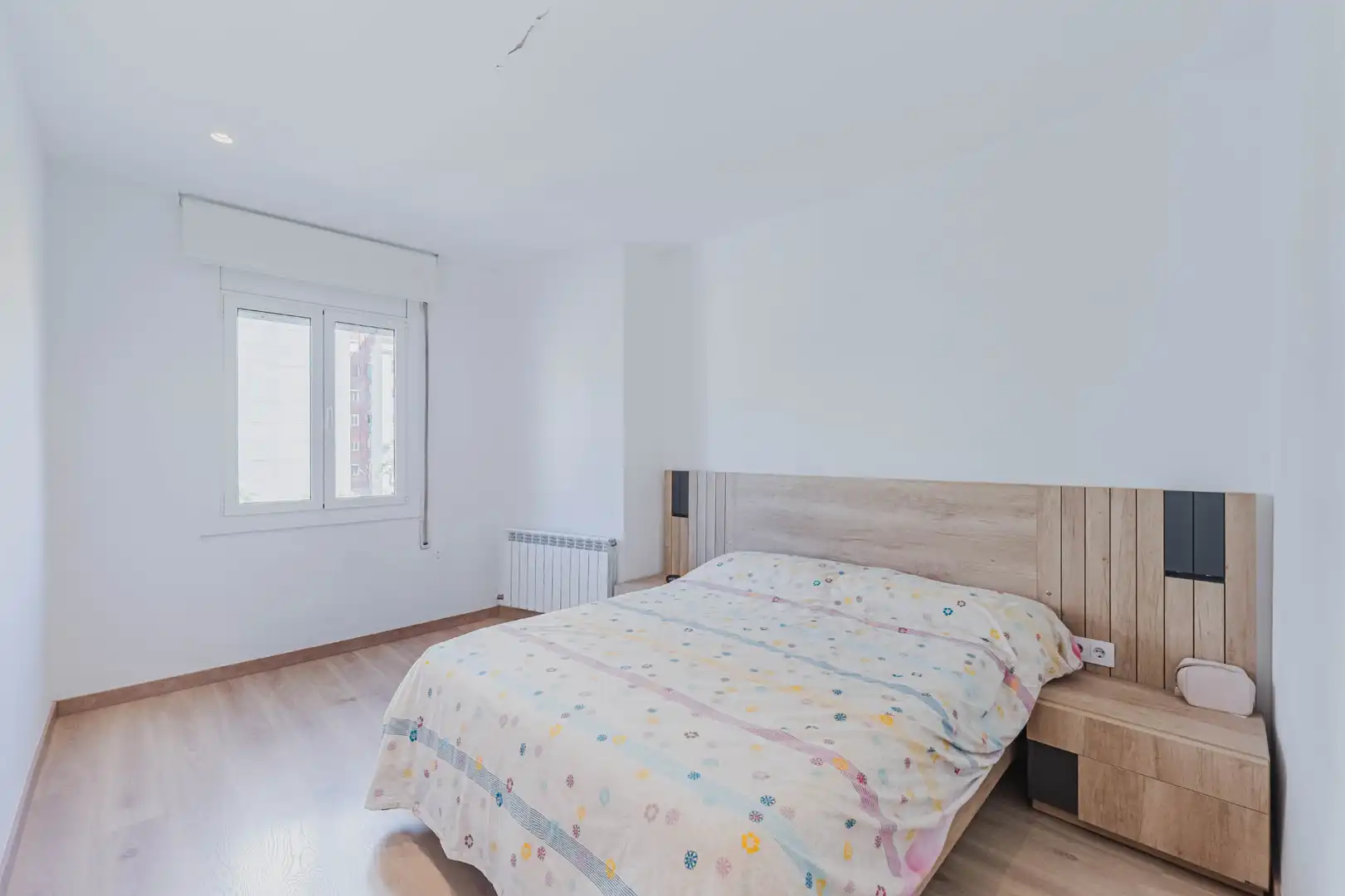 Schlafzimmer von Wohnung zum Verkauf in Barcelona mit Klimaanlage, Heizung und Parkett