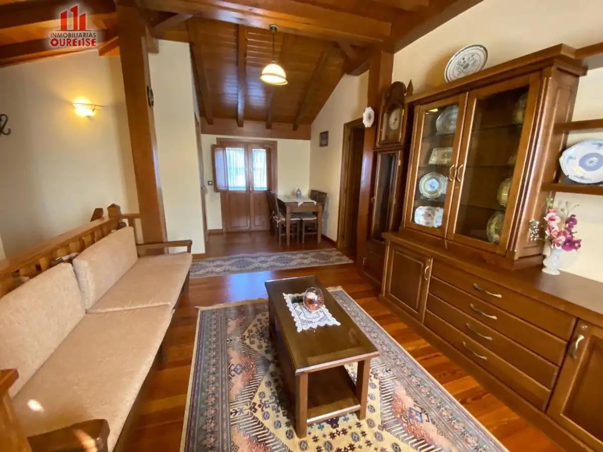 Sala de estar de Casa o chalet en venta en Carballeda de Avia con Aire acondicionado, Calefacción y Jardín privado
