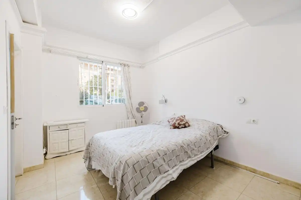 Habitación de Planta baja en venta en Benalmádena con Calefacción y Piscina