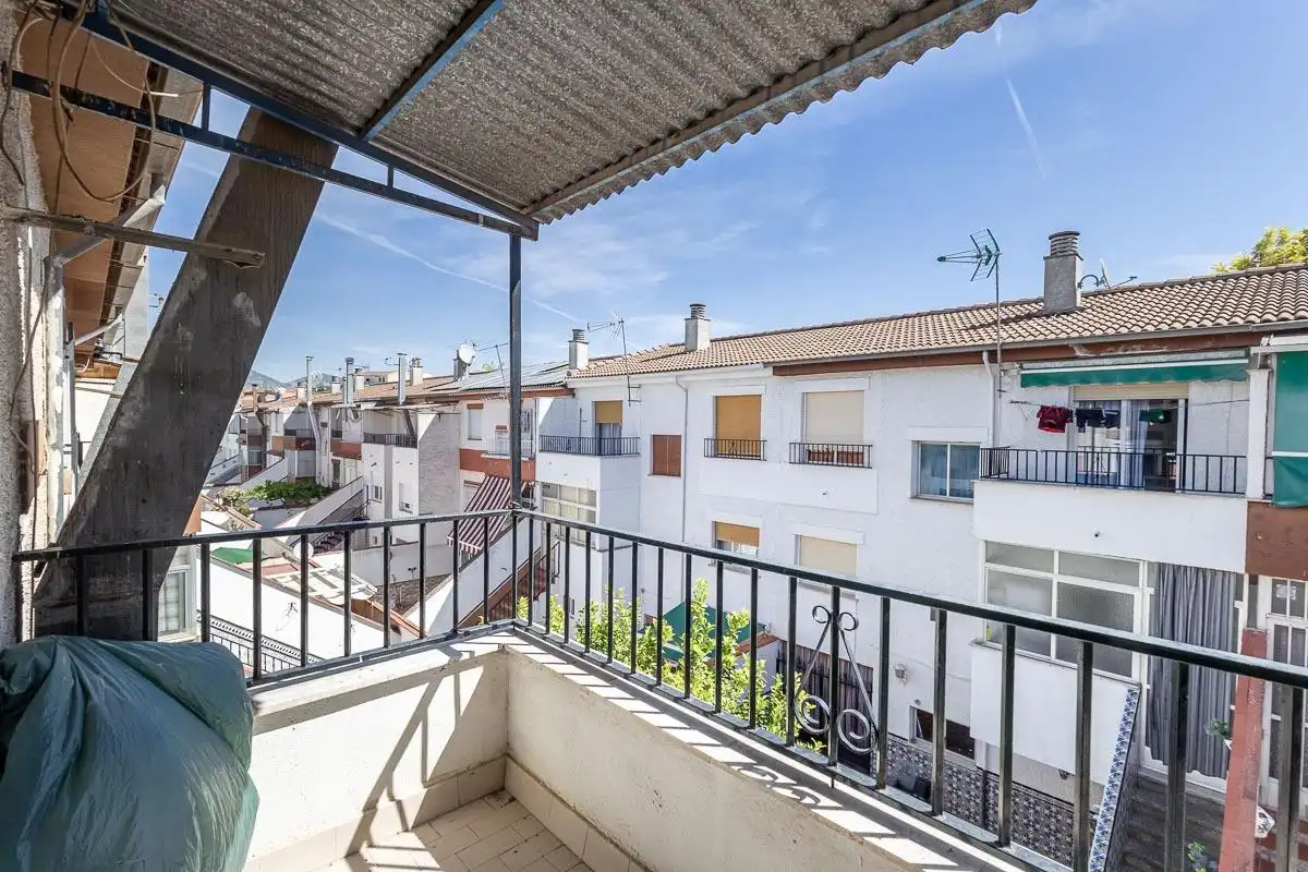 Casa adosada en venta en Calle LA REDONDA, 21, Pinos Puente