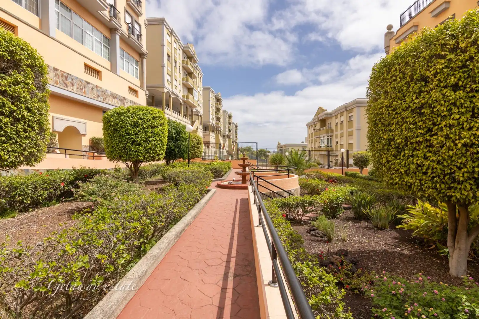 Exterior view of Flat for rent in Las Palmas de Gran Canaria  with Air Conditioner, Heating and Storage room