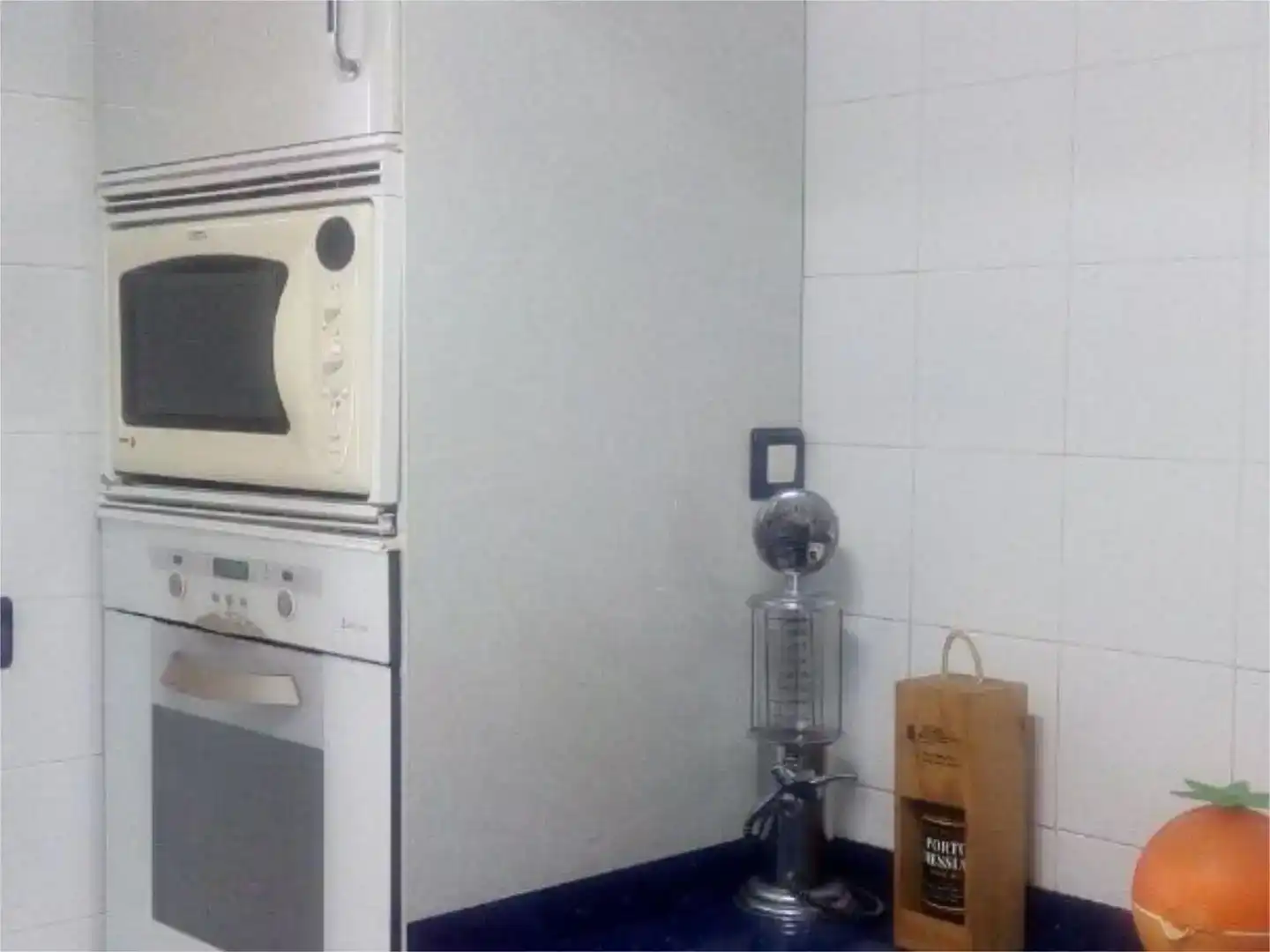 Küche von Wohnung zur Miete in Torrelavega  mit Balkon