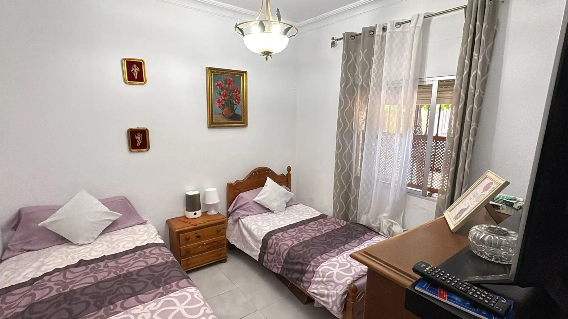 Bedroom of Houses for sale in Sevilla  with Air Conditioner, Terrace and Storage room