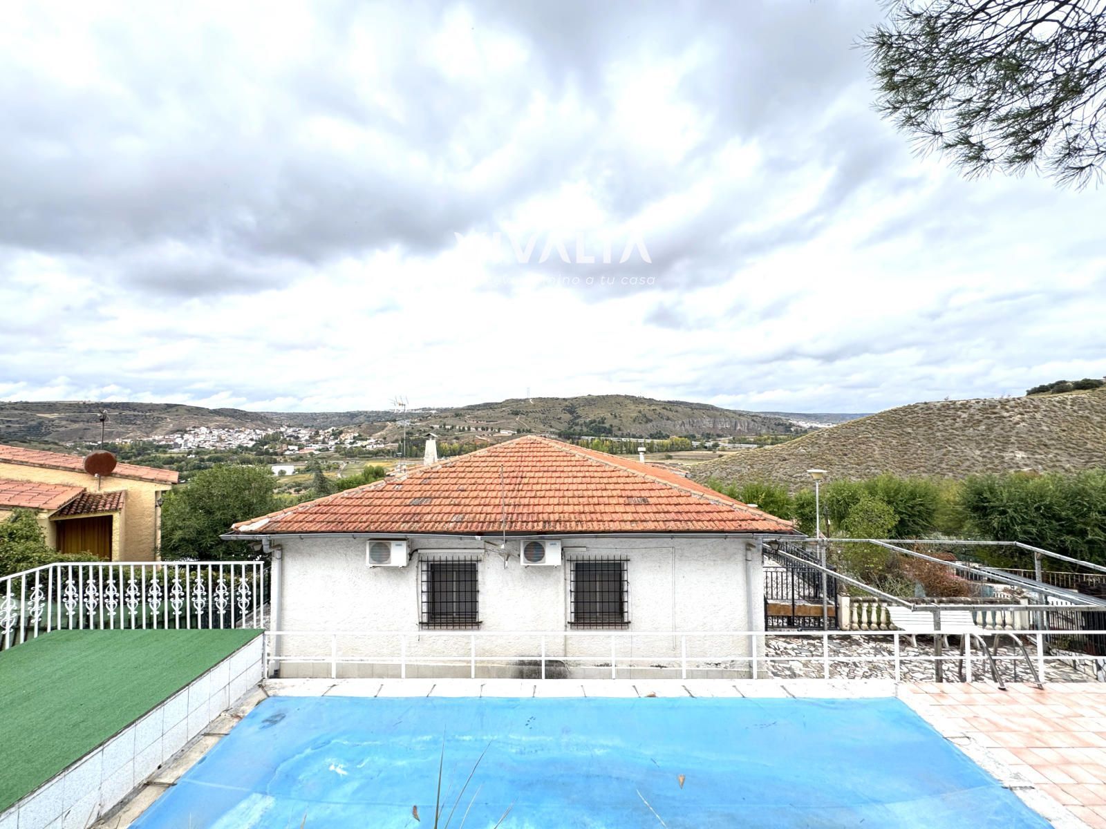 Piscina de Casa o chalet en venta en Perales de Tajuña con Aire acondicionado, Calefacción y Terraza