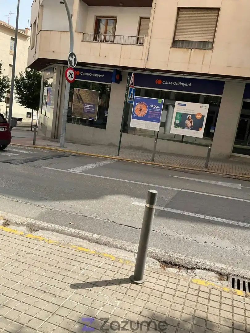 Aparcament de Pis de lloguer en Ontinyent amb Moblat, Forn i Rentadora