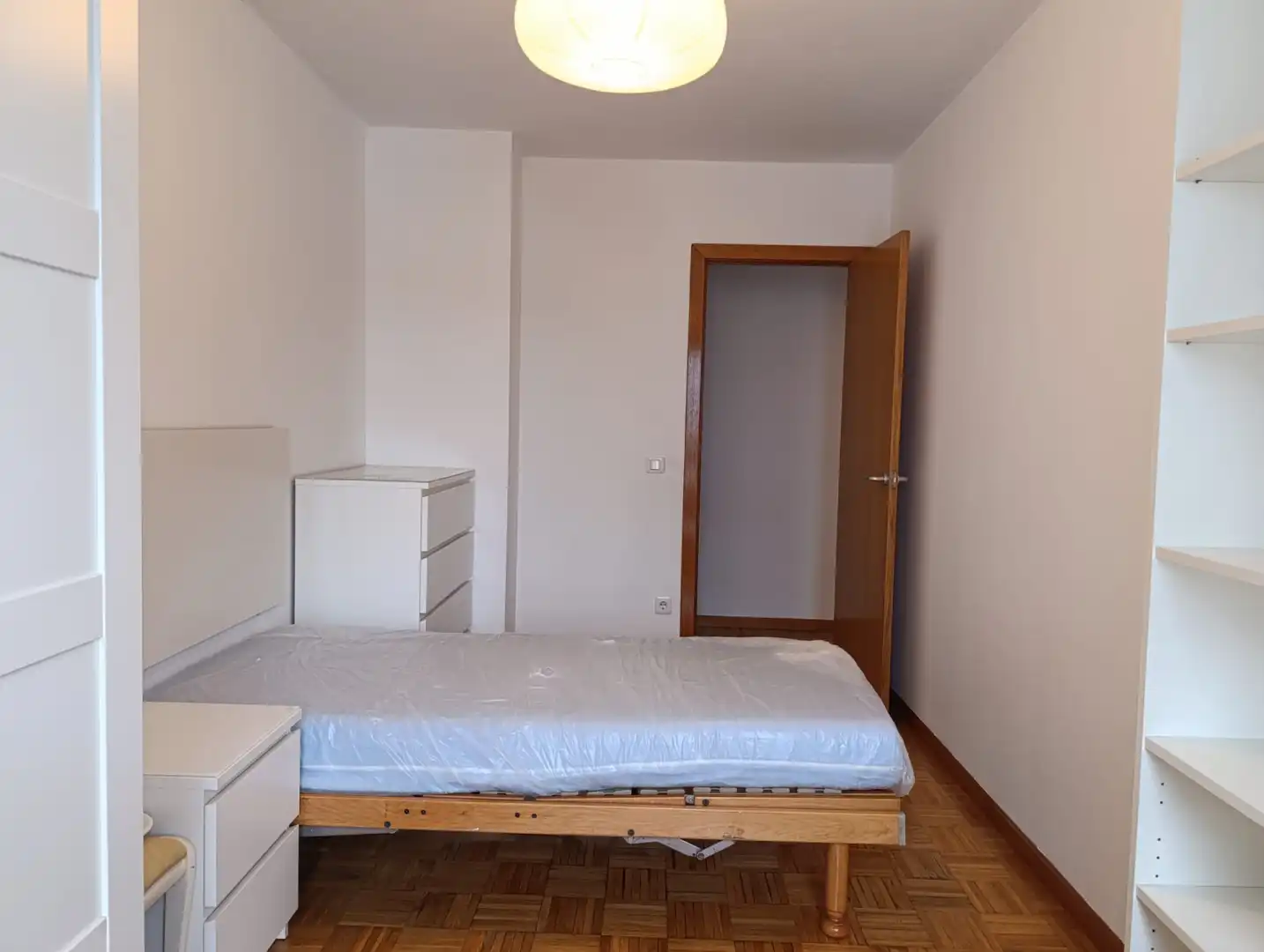 Wohnung zur Miete in Oviedo , Asturias