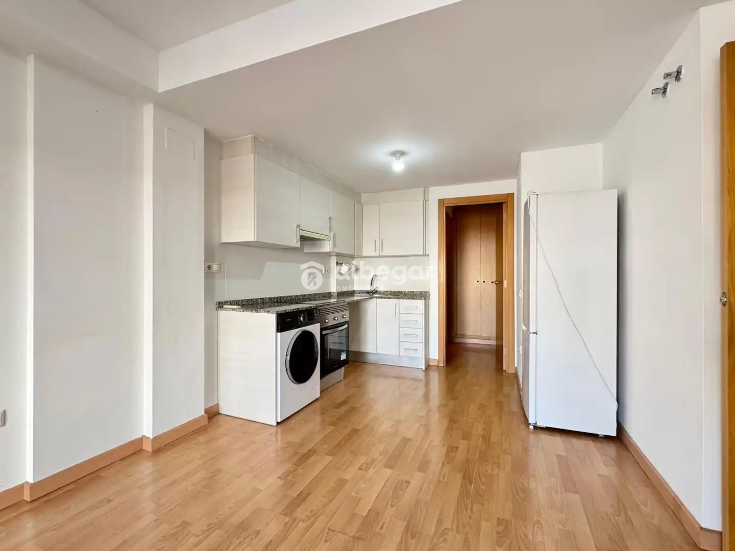 Cocina de Piso de alquiler en Valencia con Terraza, Lavadora y Balcón
