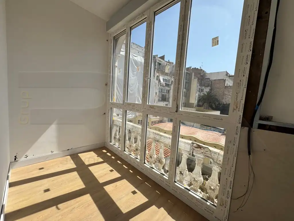 Terraza de Piso en venta en Tarragona con Aire acondicionado, Horno y Microondas