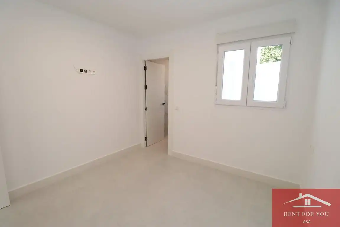 Ground floor for rent in Centro