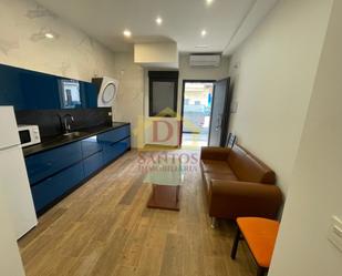 Sala d'estar de Apartament en venda en Salamanca Capital