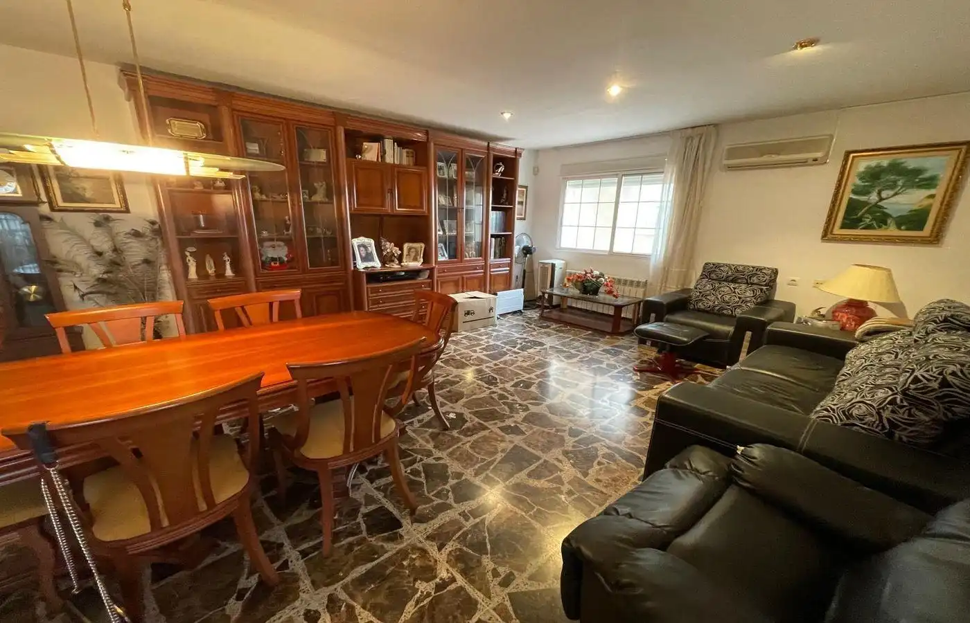 Sala d'estar de Casa o xalet en venda en Sant Jaume d'Enveja amb Calefacció, Jardí privat i Terrassa