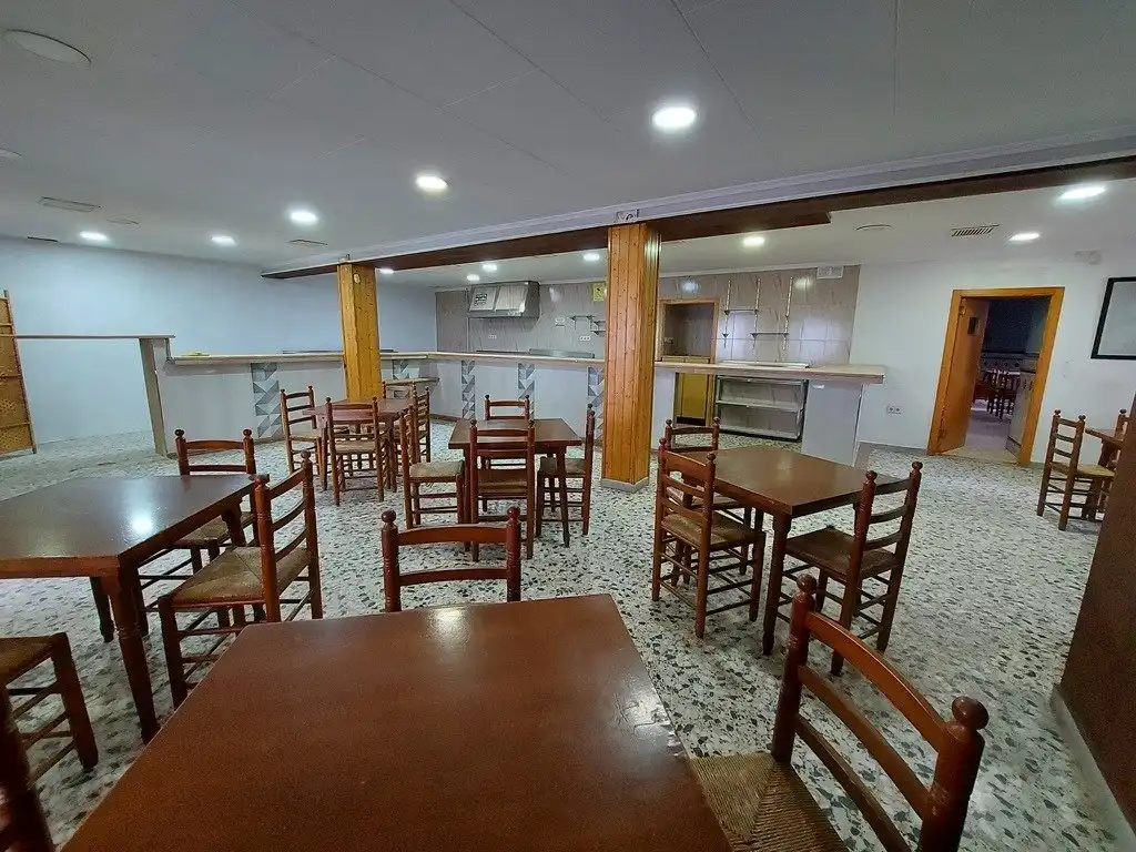Commercial properties for sale in Domeño