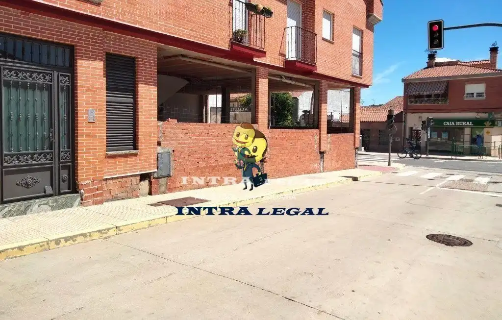 Commercial properties for rent in Peña Francia, Aldeatejada