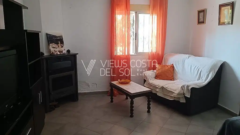 Sala de estar de Casa o chalet en venta en Torrox con Terraza, Amueblado y Horno