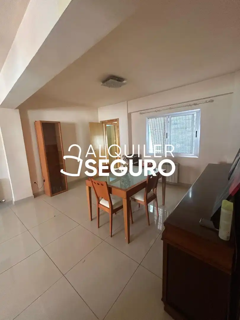 Piso de alquiler en Granada con Aire acondicionado, Calefacción y Terraza