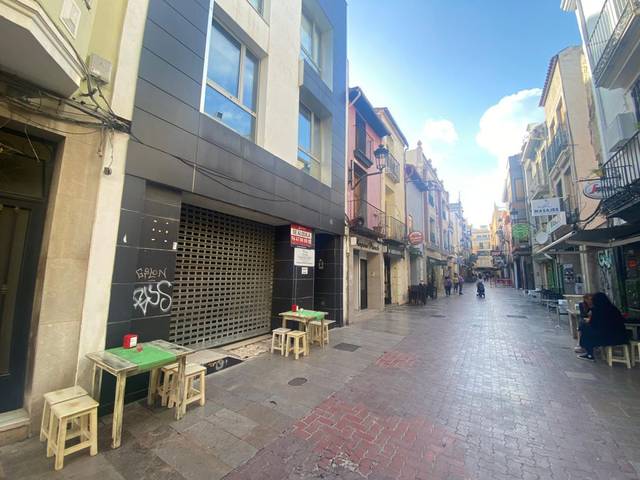 Local comercial en Venta en Campoamor, 40 en Casco Histórico