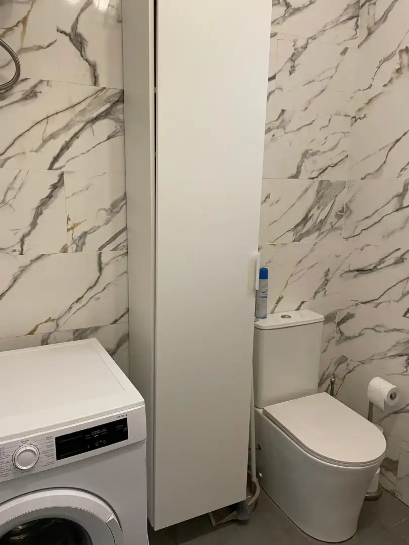 Baño de Piso en venta en Oliva con Amueblado y Alarma