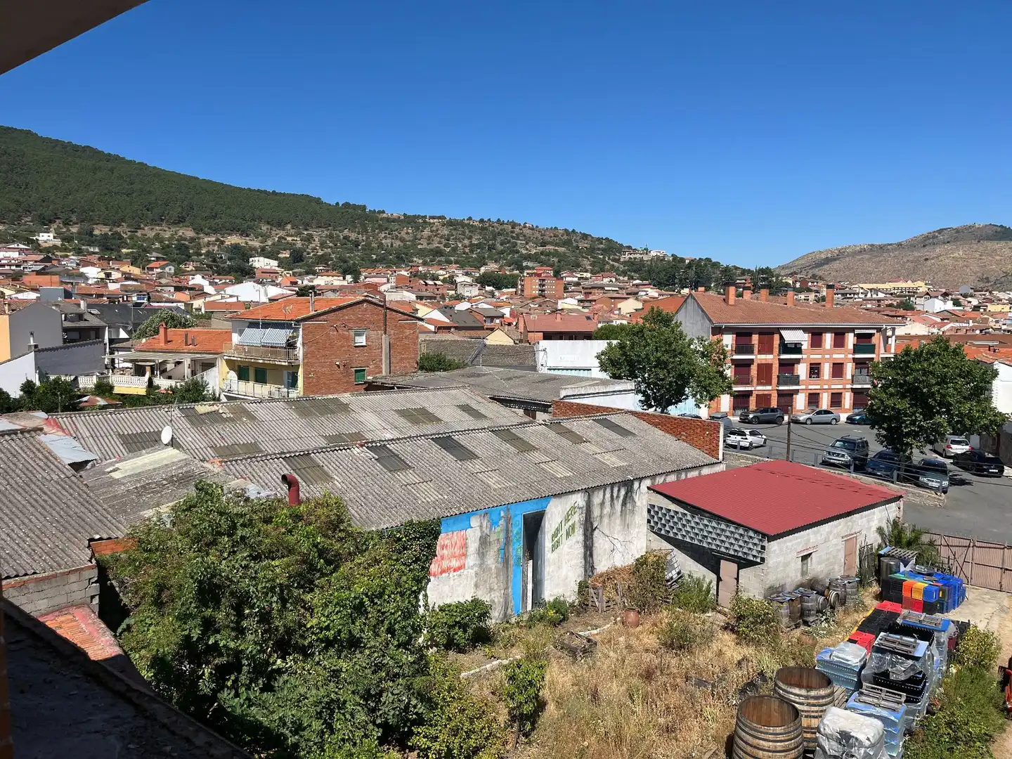Exterior view of Buildings for sale in El Tiemblo 