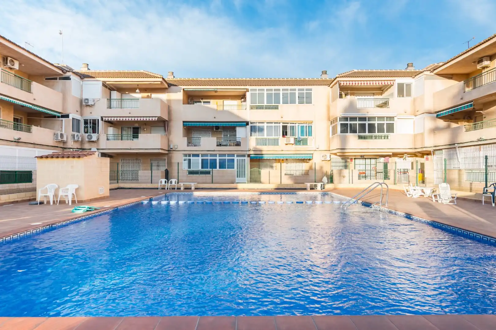 Swimming pool of Flat for sale in Los Alcázares  with Swimming Pool, Furnished and Oven