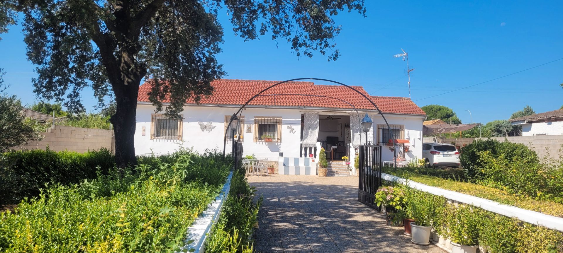 Exterior view of House or chalet for sale in Aldea del Fresno  with Heating, Private garden and Terrace
