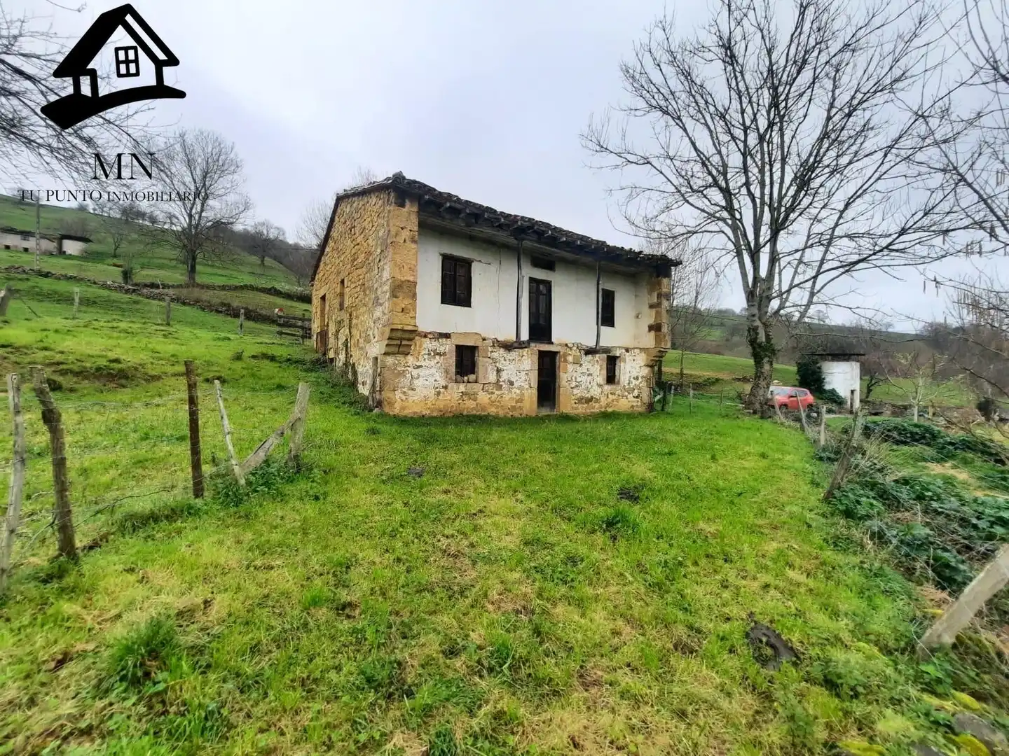 Vista exterior de Finca rústica en venda en Villacarriedo amb Jardí privat