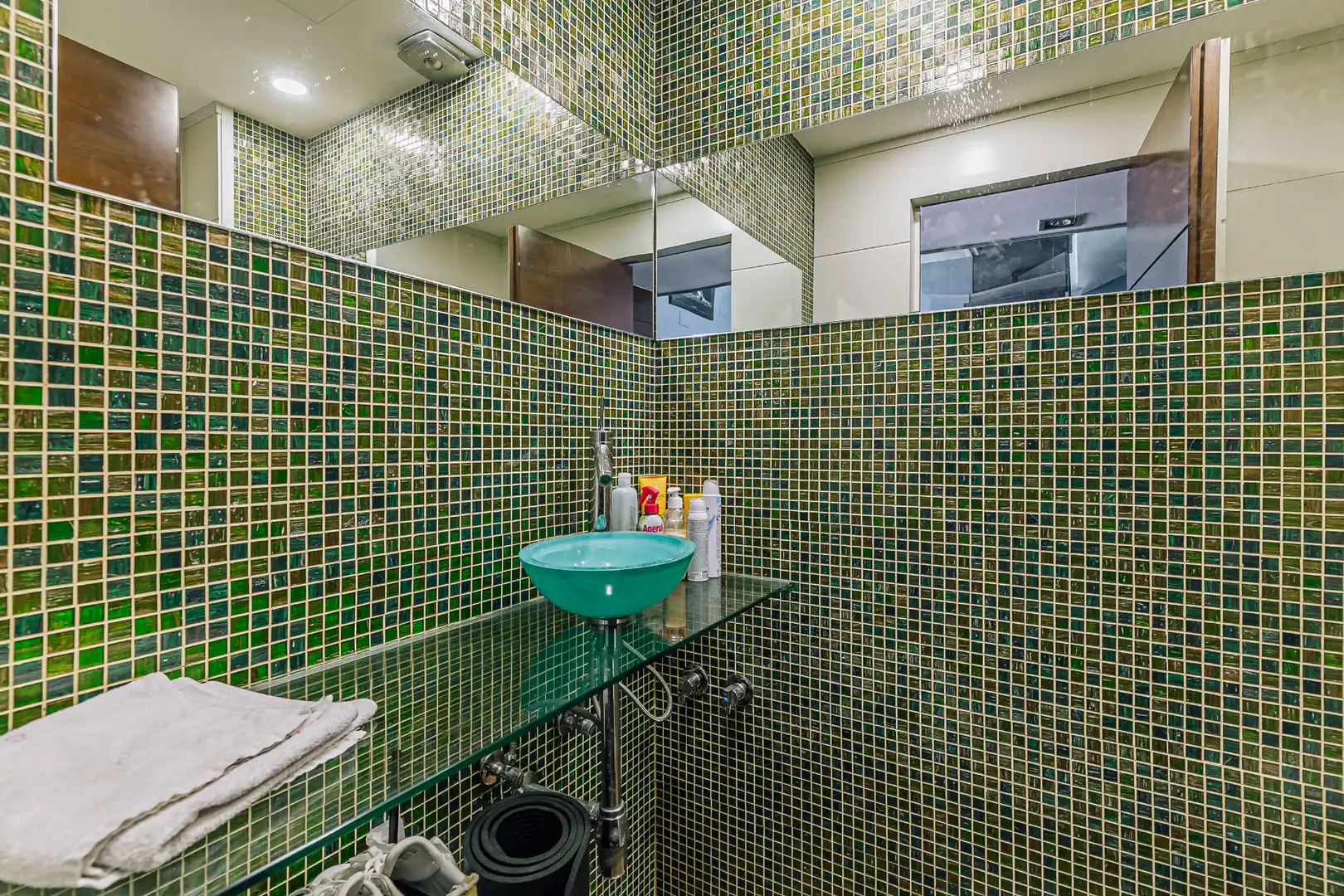 Baño de Dúplex en venta en Sant Feliu de Llobregat con Aire acondicionado, Terraza y Piscina comunitaria
