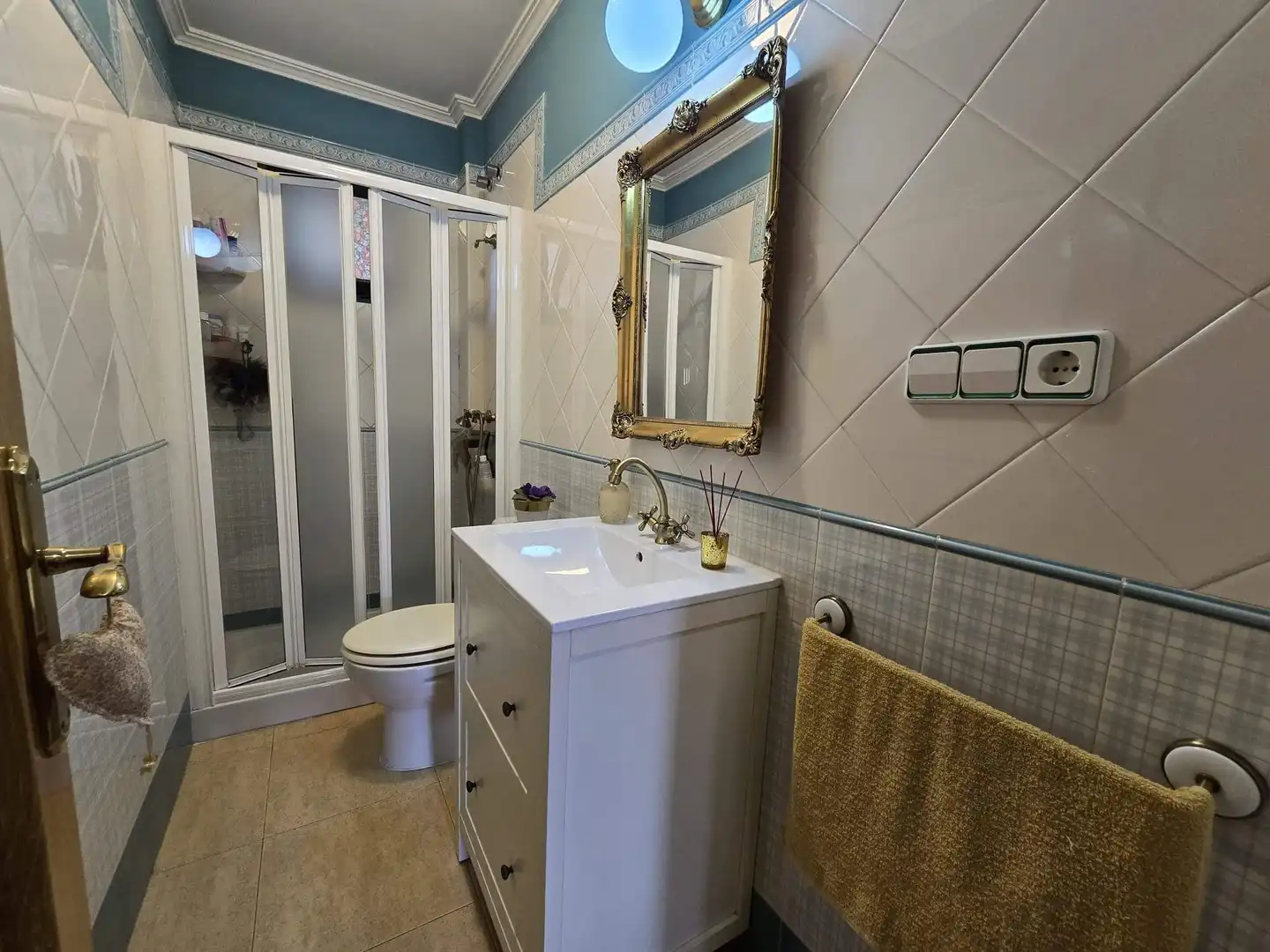Baño de Casa o chalet en venta en Elche / Elx con Aire acondicionado y Trastero