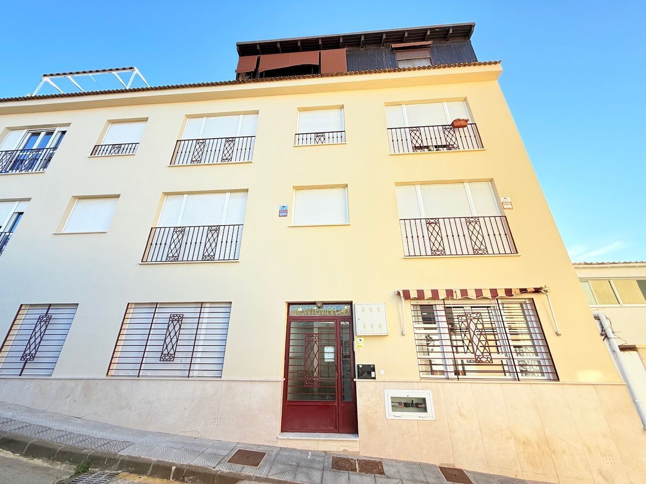 Vista exterior de Pis en venda en Vélez-Málaga amb Aire condicionat i Calefacció