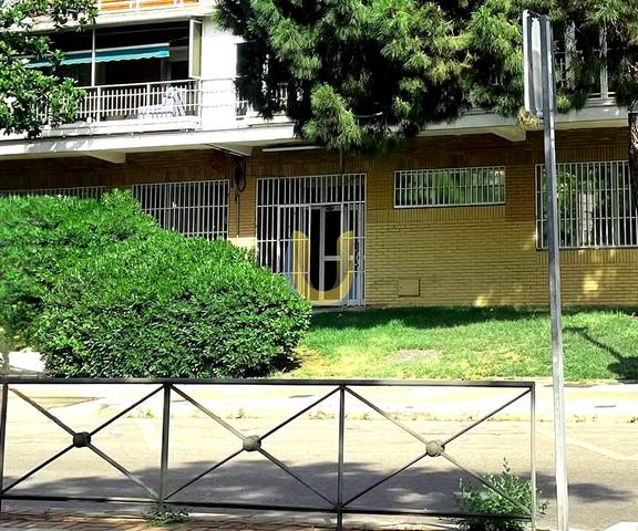 Local comercial en Alquiler en Parque Lisboa - La Paz