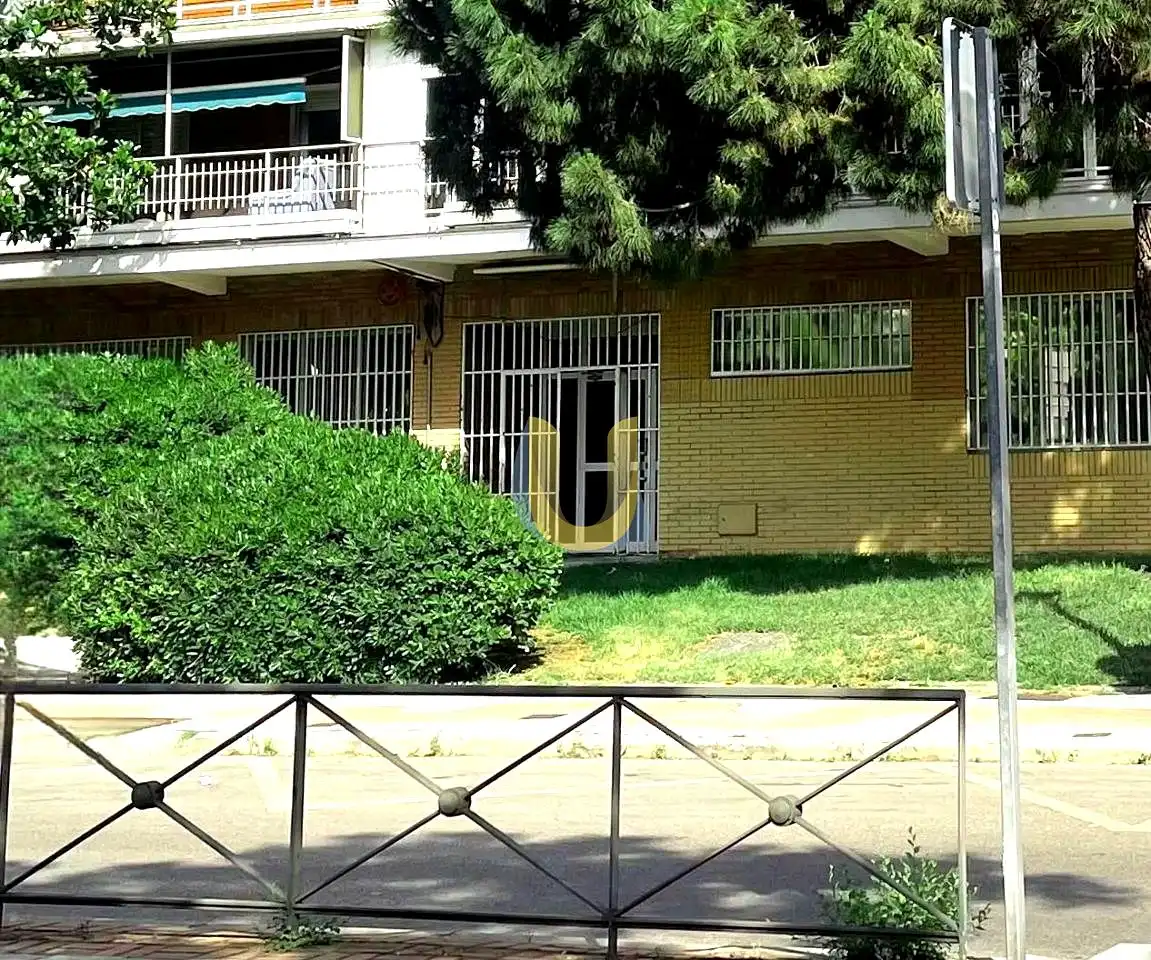 Local commercial à louer à Parque Lisboa - La Paz