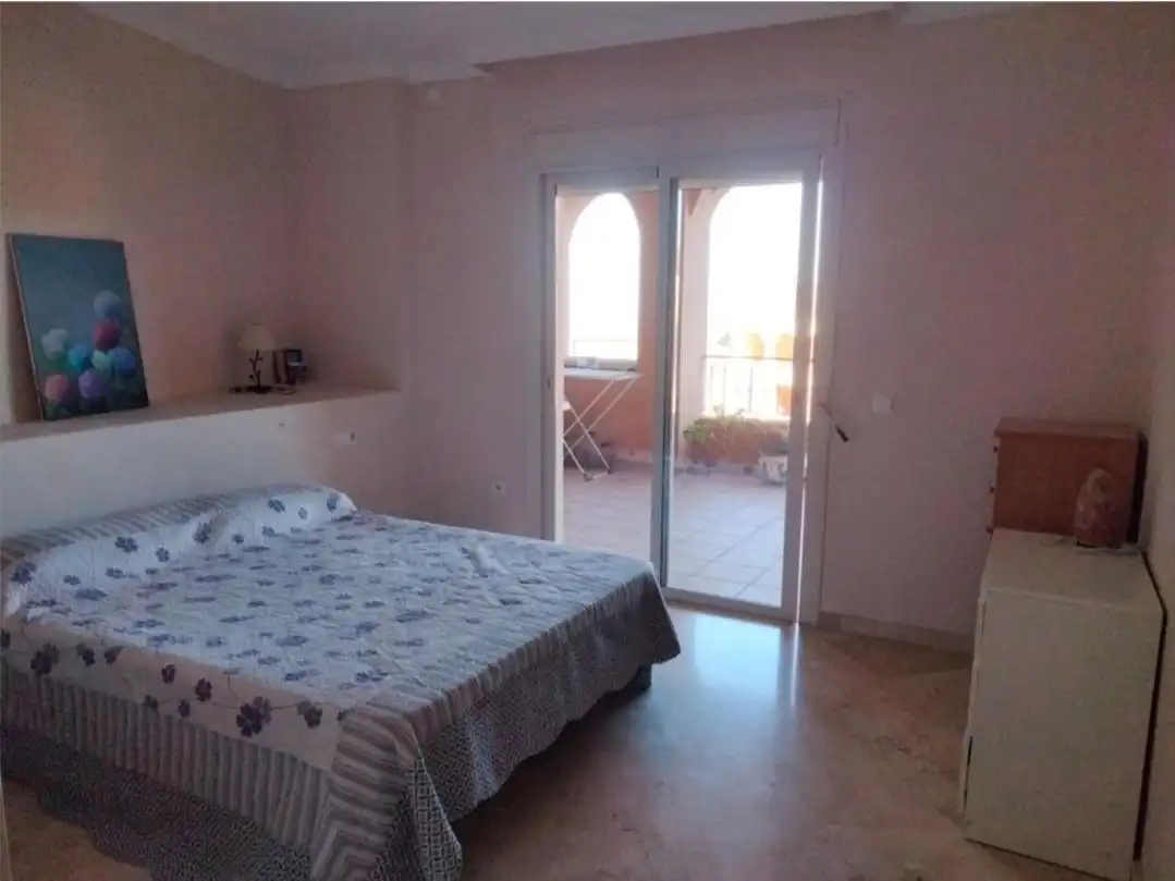 Apartamento con piscina en venta en La Mairena, imagen 4