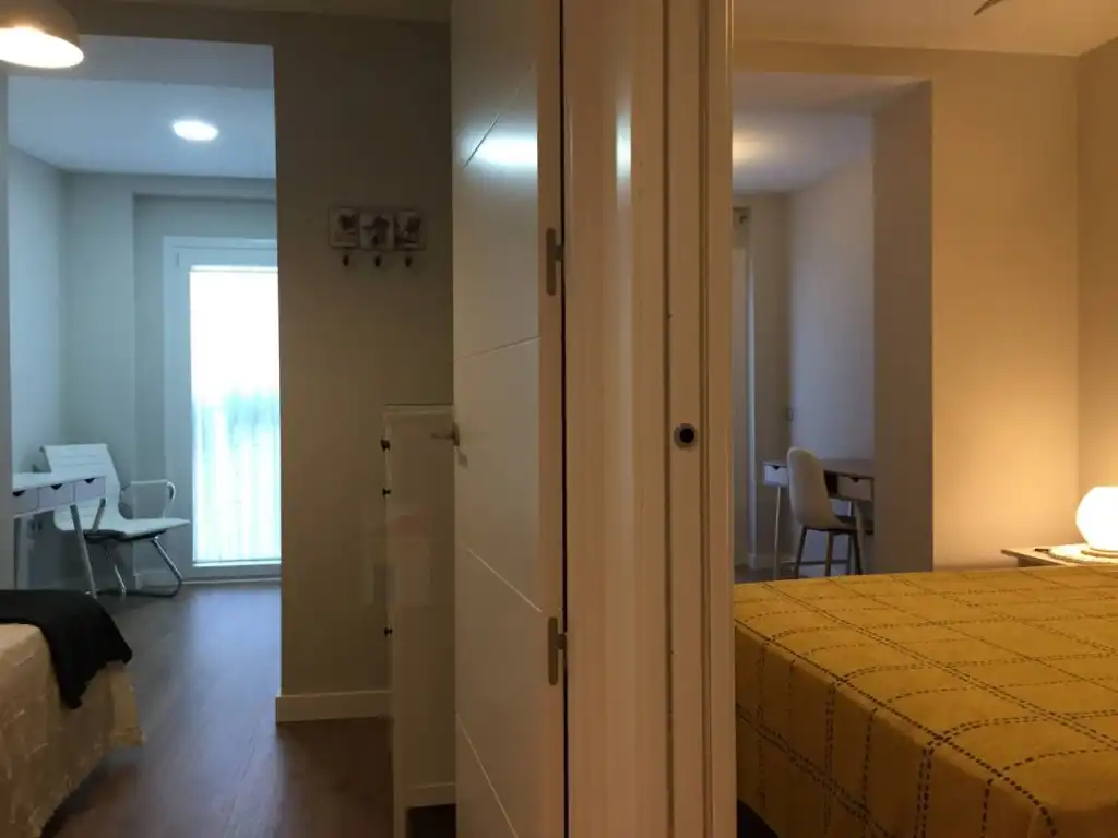 Apartments for rent in Calle Hernán Cortés, Casco Antiguo