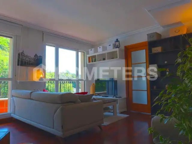 Sala d'estar de Dúplex en venda en Orio amb Terrassa i Balcó