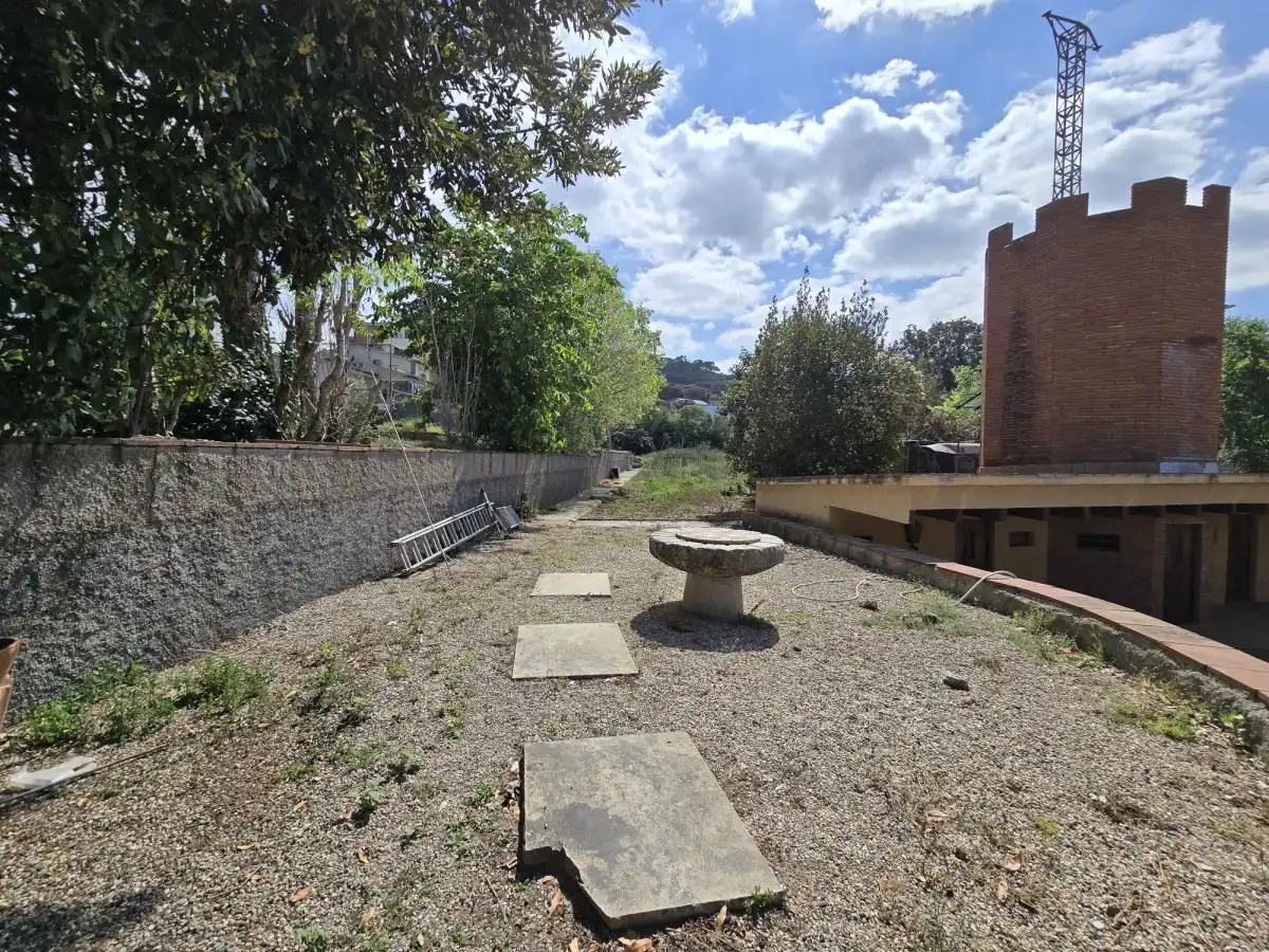 Jardí de Finca rústica en venda en La Roca del Vallès amb Terrassa i Balcó