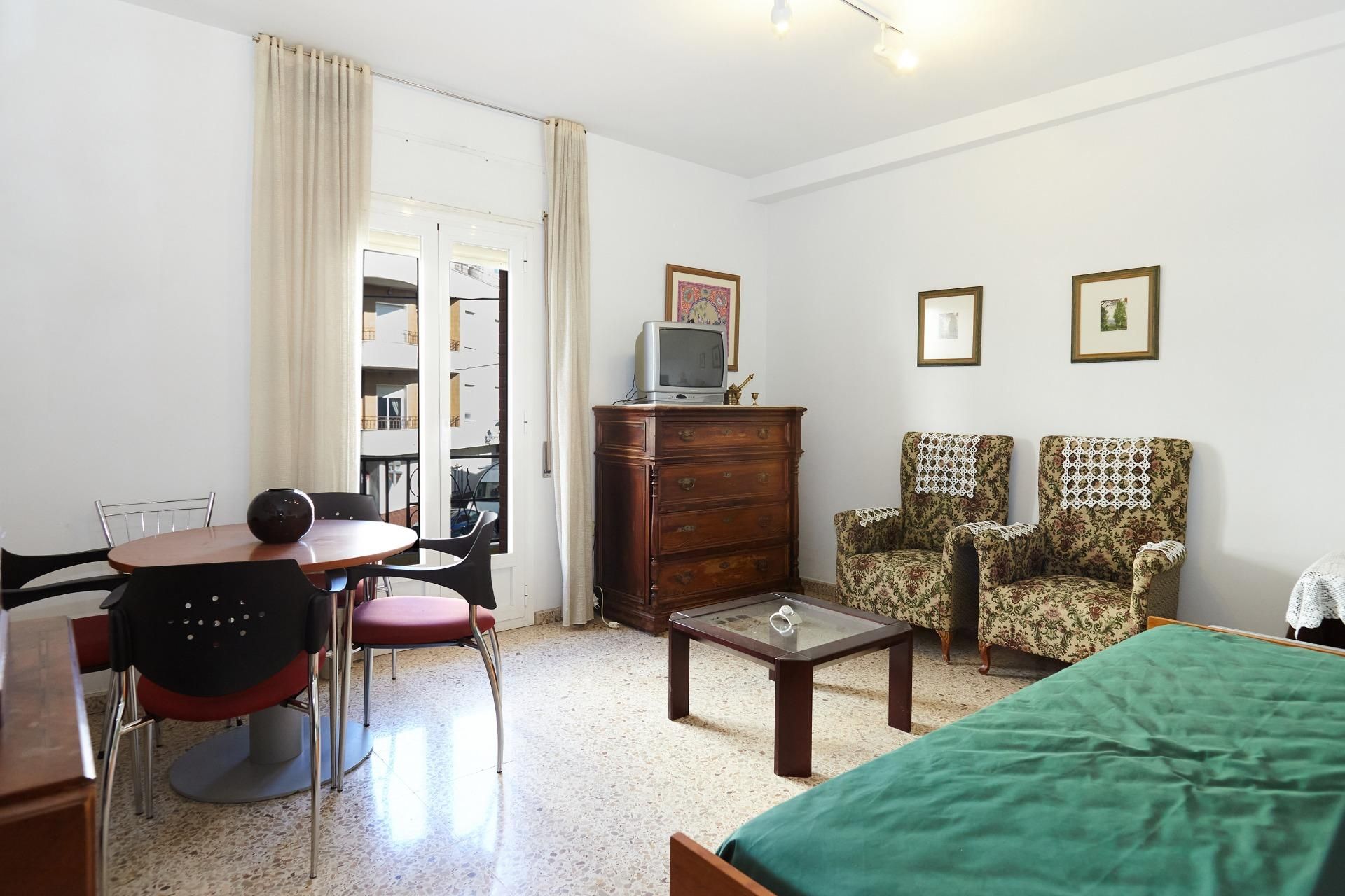 Wohnzimmer von Wohnung zum verkauf in Torredelcampo mit Balkon