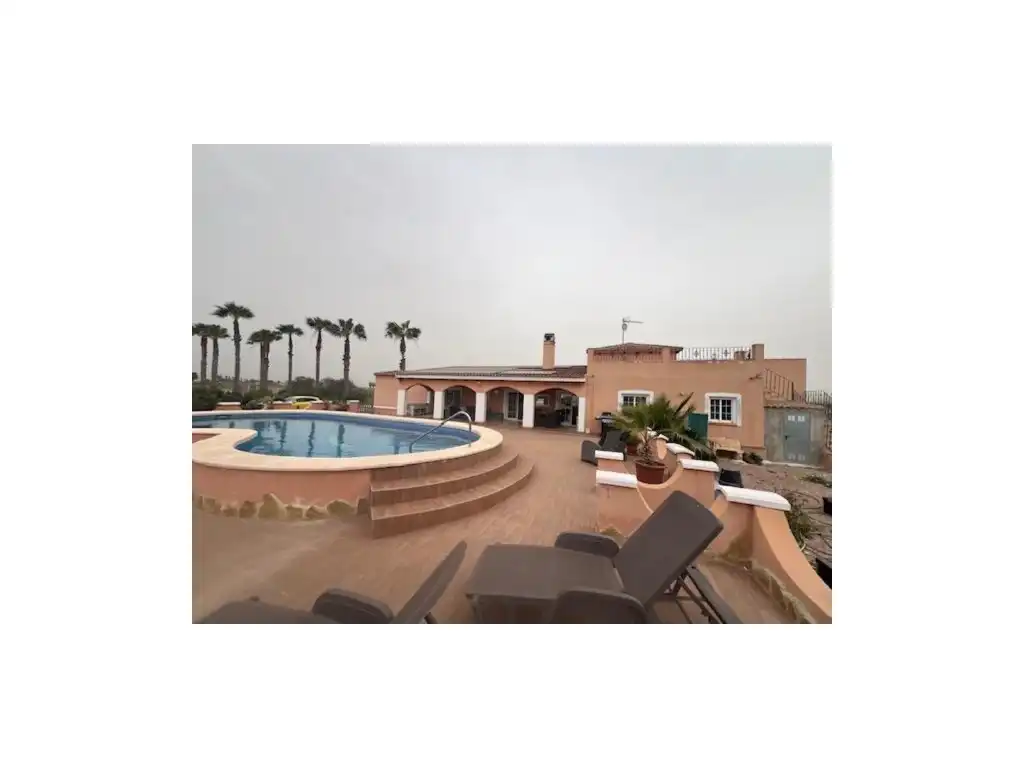 Vista exterior de Casa o chalet en venta en Dolores con Aire acondicionado, Jardín privado y Piscina