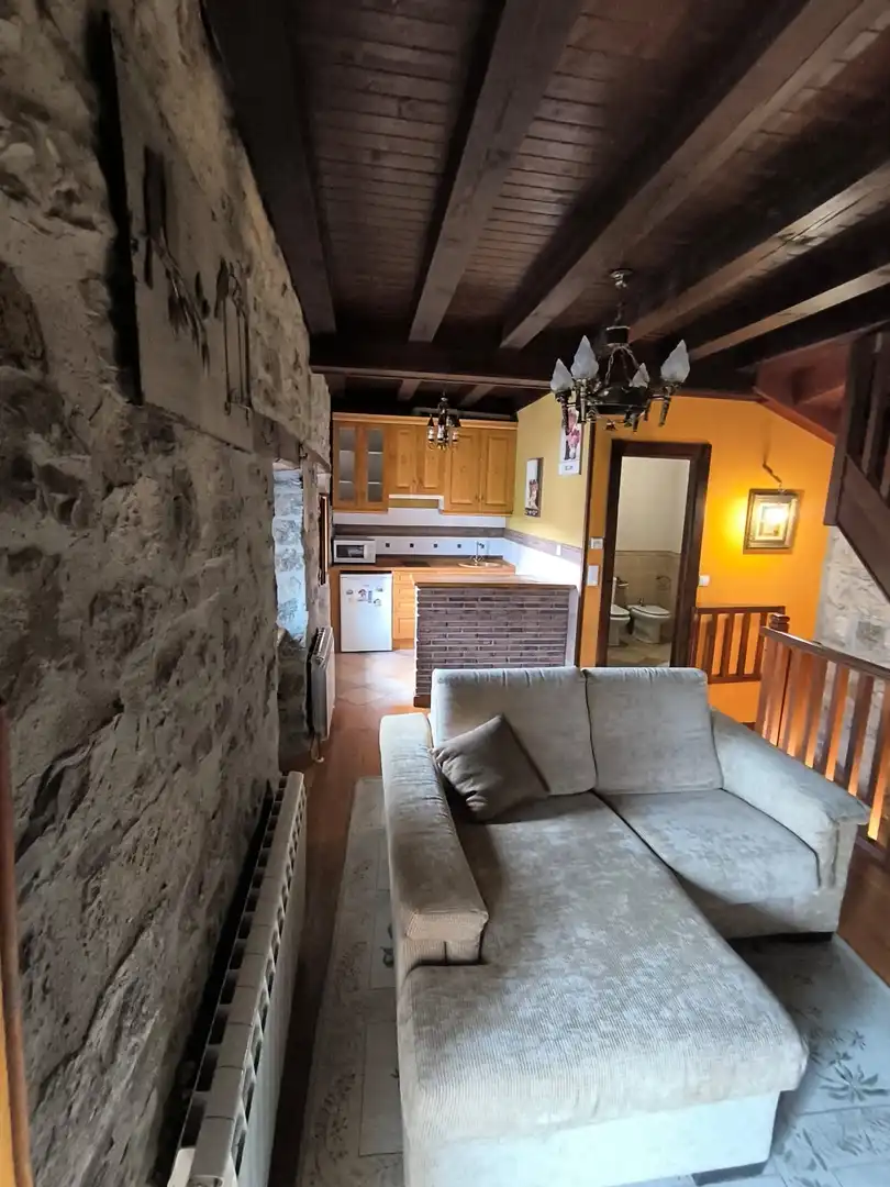 Cuina de Casa o xalet en venda en Valle de Mena amb Calefacció i Balcó