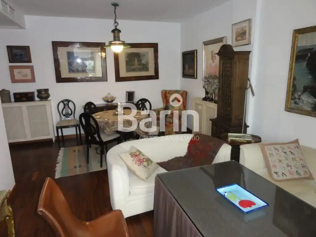 Sala d'estar de Àtic en venda en Córdoba amb Aire condicionat, Calefacció i Jardí privat