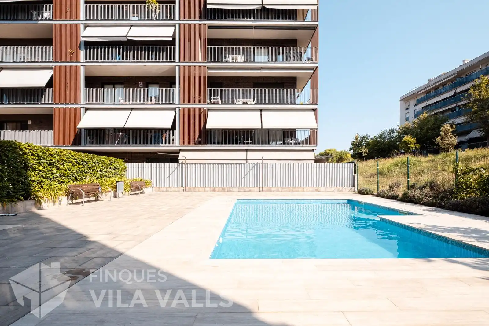 Piscina de Pis en venda en Ripollet amb Aire condicionat, Calefacció i Terrassa