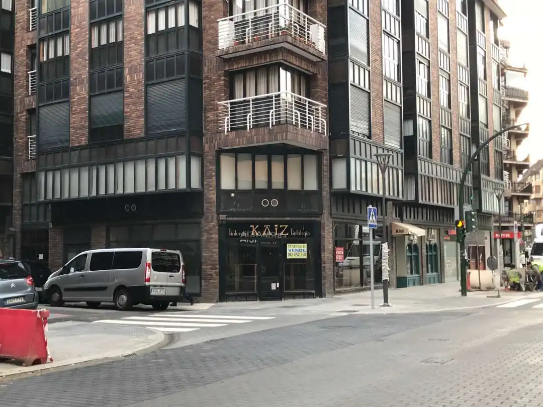 Gewerbefläche zum Verkauf in Laskoain Kalea, imagen 3