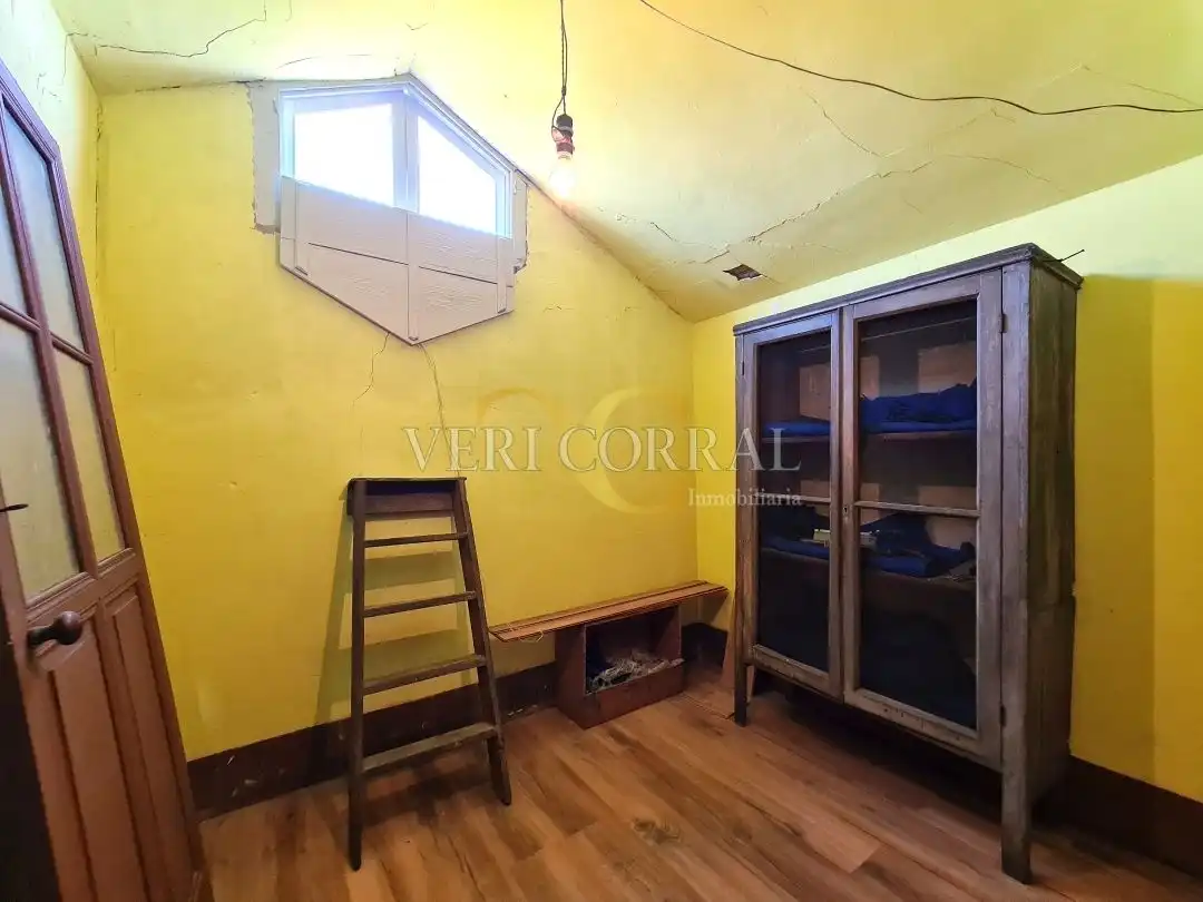 Casa o xalet en venda a Calle del Profesor Pérez Pimentel, La Guía
