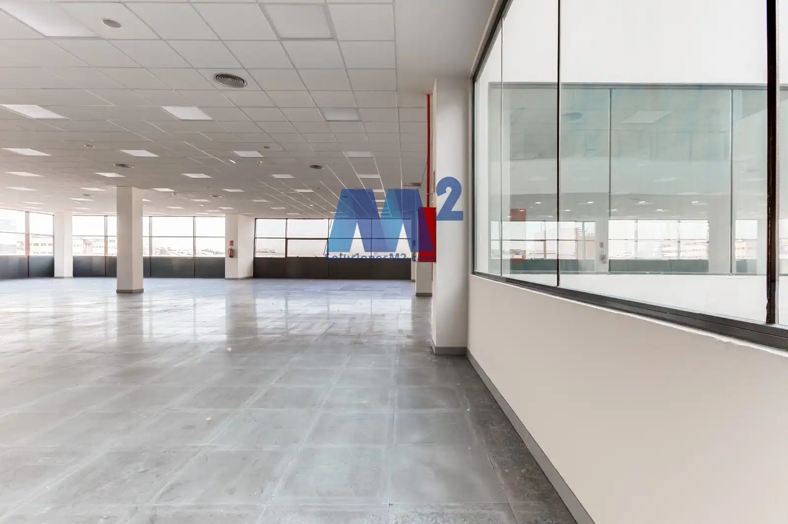 Oficina de alquiler en Valportillo Primera, Zona Industrial