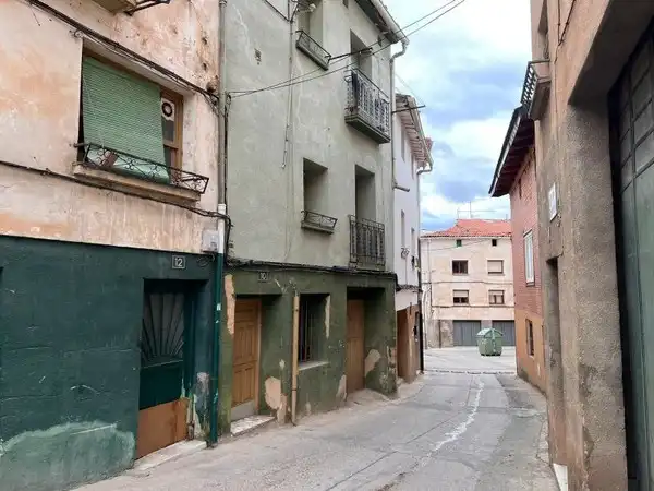 Casa adosada en venta en C/ Arrabal, Albelda de Iregua