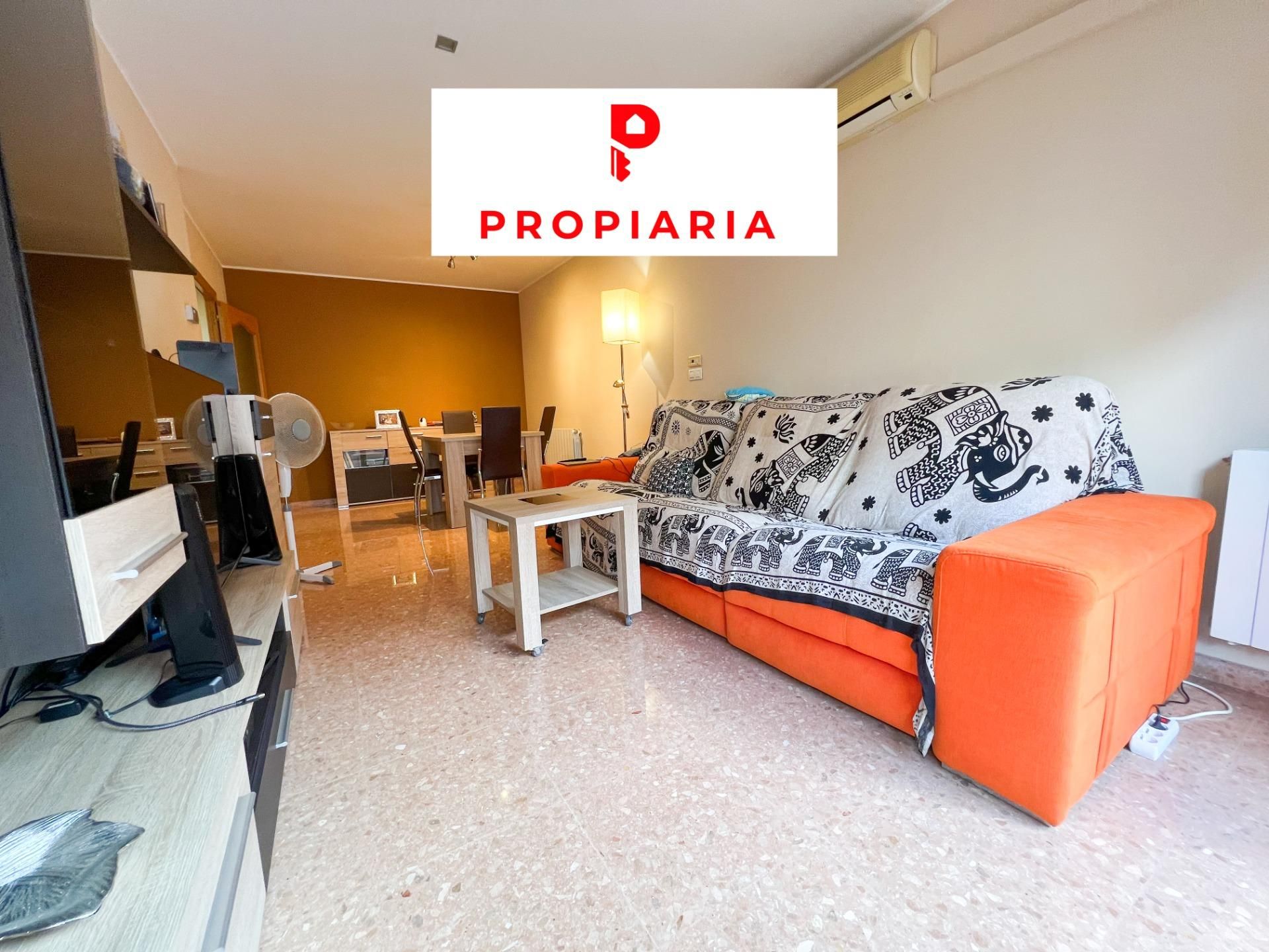 Vista exterior de Pis en venda en Cervelló amb Aire condicionat, Calefacció i Traster