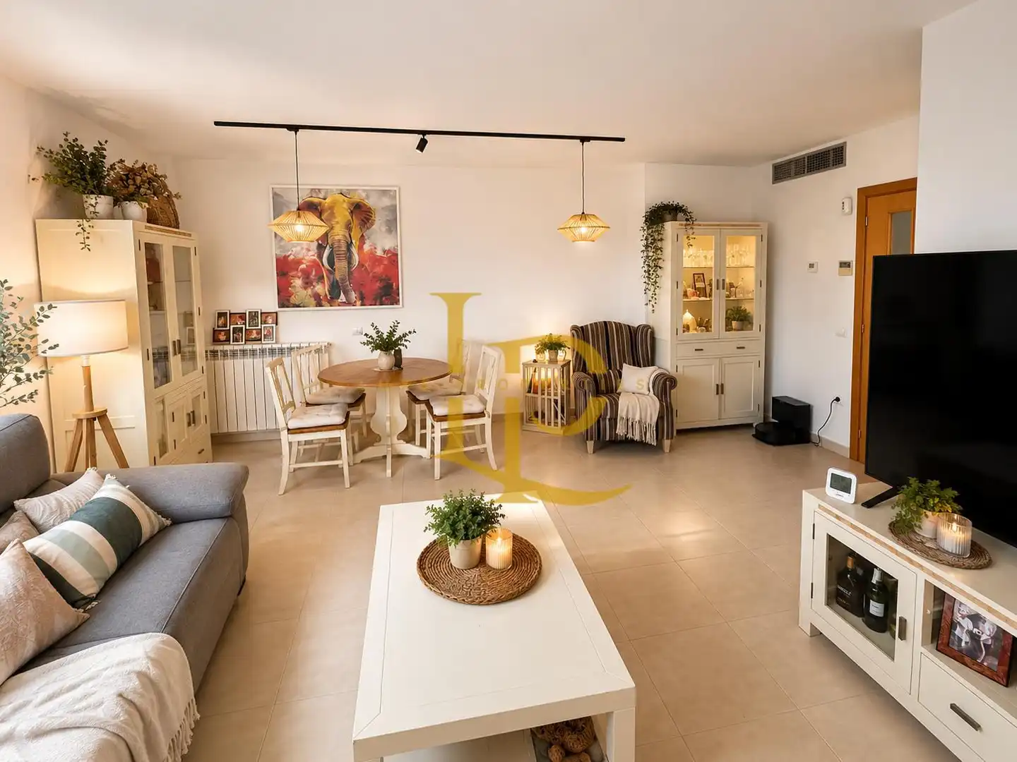 Wohnzimmer von Einfamilien-Reihenhaus zum Verkauf in Cambrils mit Klimaanlage, Heizung und Privatgarten