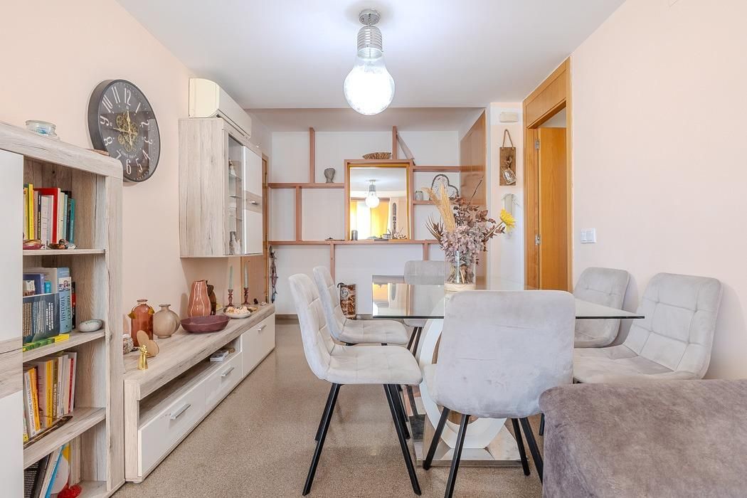 Menjador de Pis en venda en Llíria amb Aire condicionat, Calefacció i Terrassa